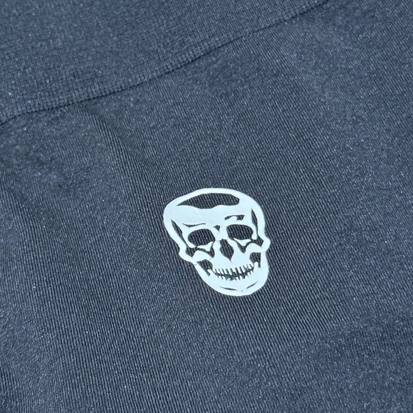 GymReaper Women's Infinity Seamless Shorts Black Size Small - Picture 3 of 4